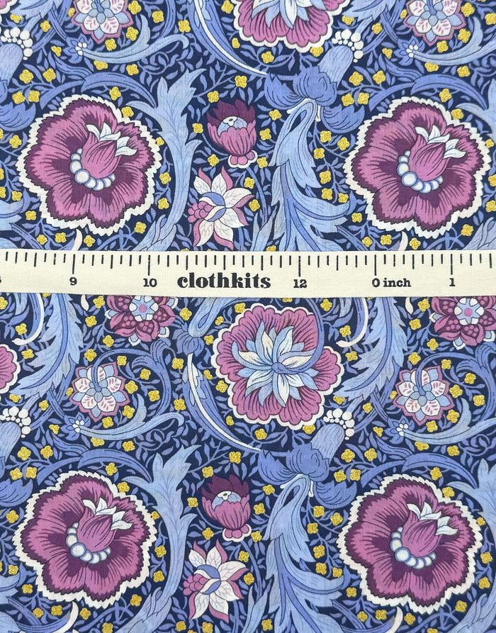 Liberty Fabrics Tana Lawn® Cotton Christmas Fabric Metallic Festive Finesse C