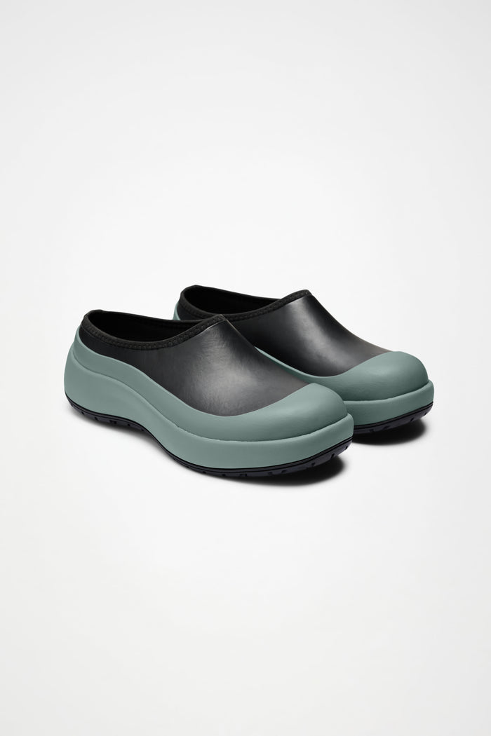 The Dry Clog M