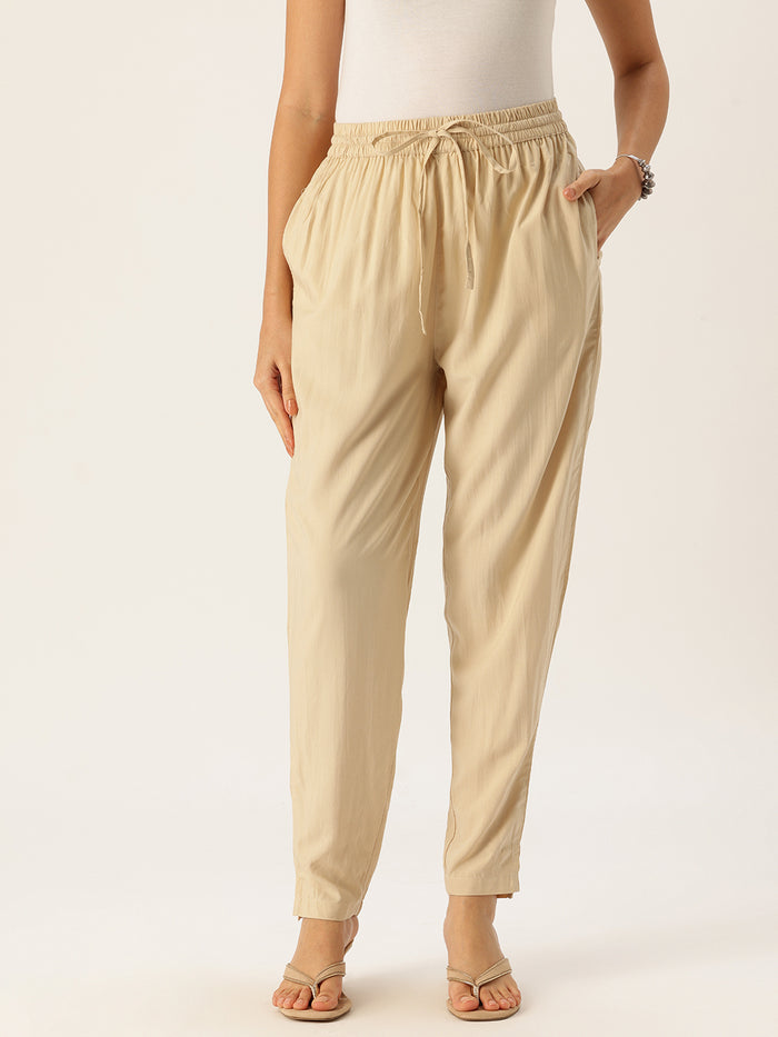Tundra Solid Pencil Pant