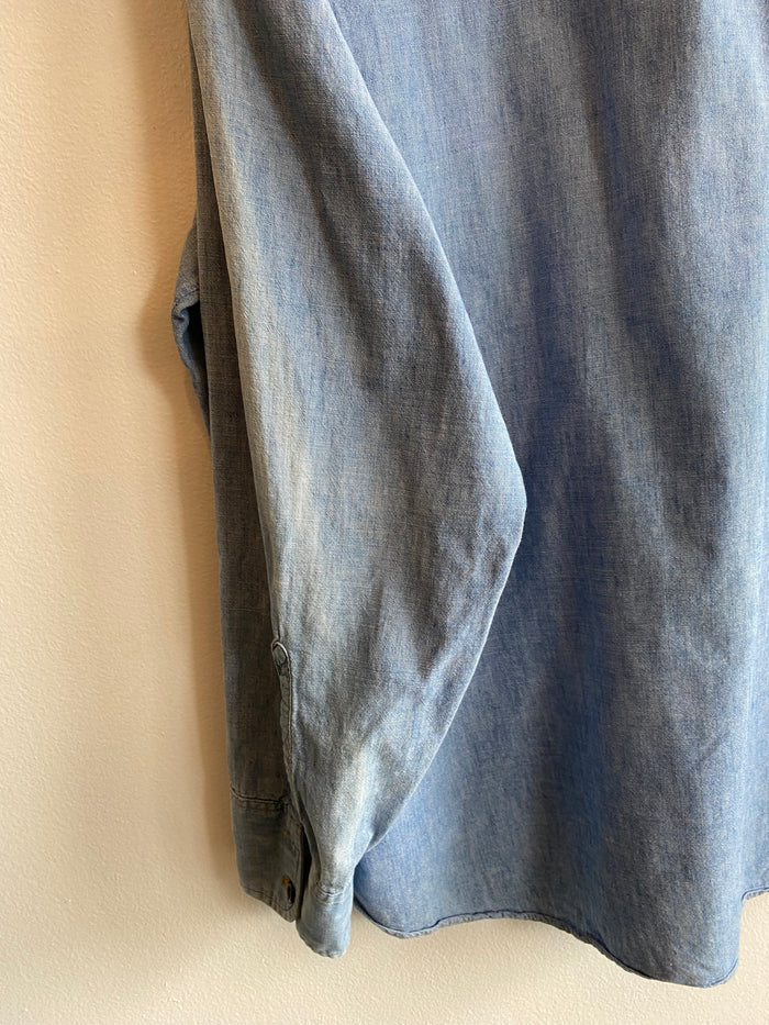 Vintage 1960/70’s Levi’s "Big E" Chambray Button-Up Shirt - La Lovely Vintage