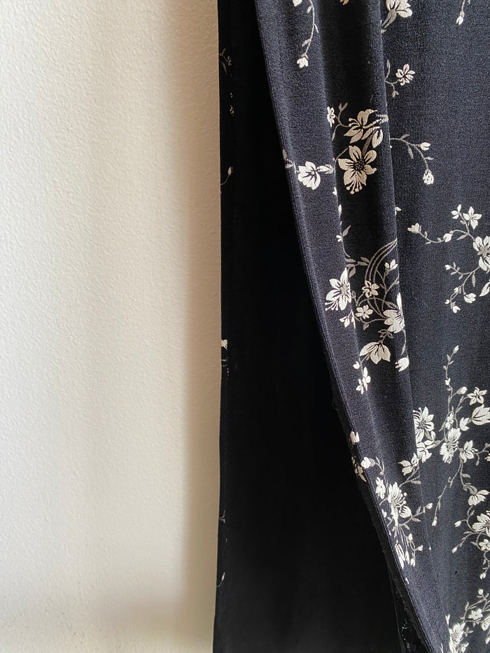 Vintage 90's Sun Fire USA Black & White Floral Maxi Skirt
