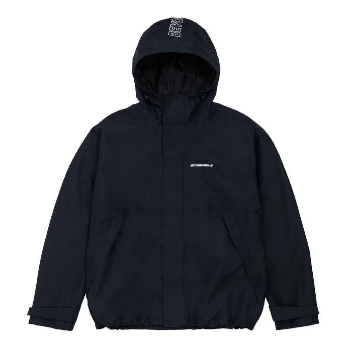 Beyond Medals 2026 The Jacket 2L - Black