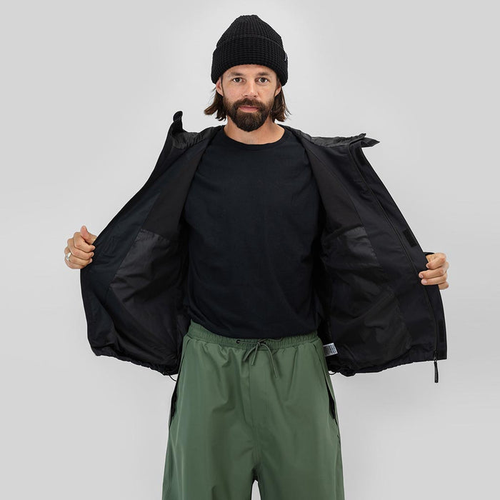 Beyond Medals 2026 The Jacket 2L - Black