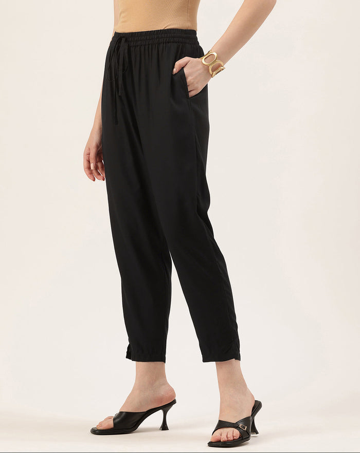 Black Solid Pencil Pant