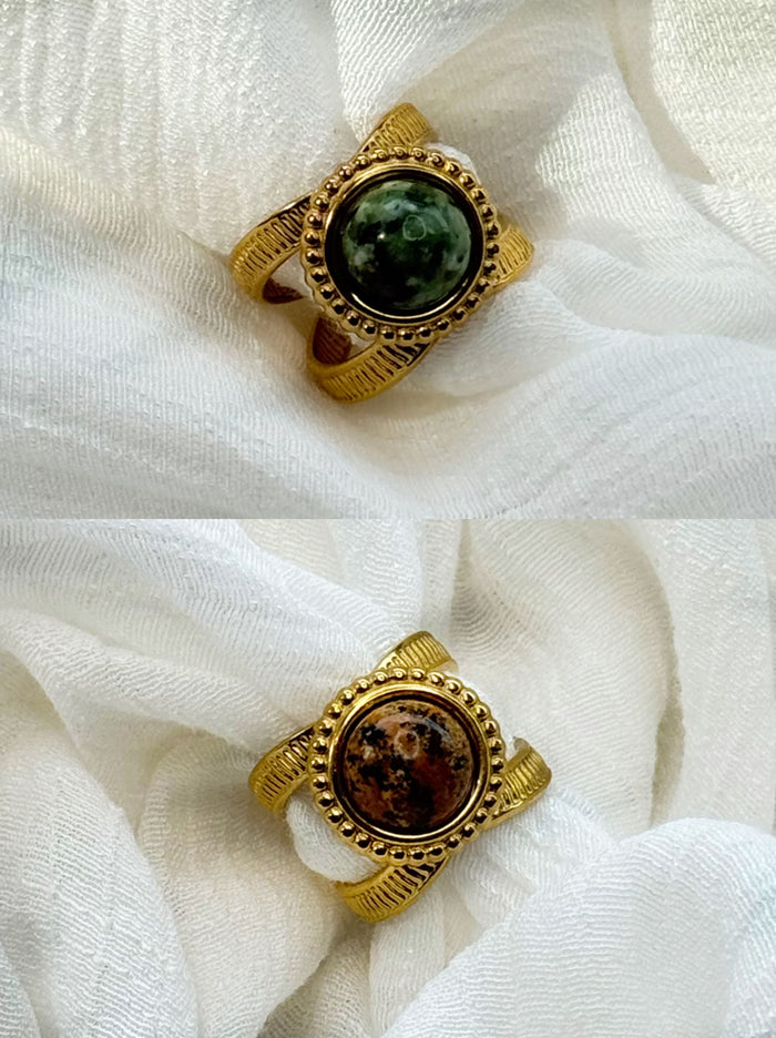CIRCLE STONE RING