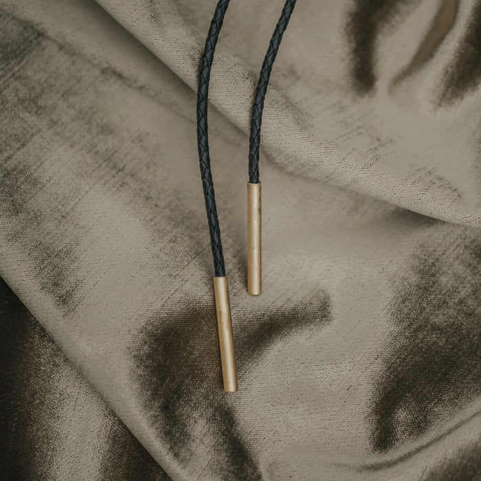 Commonform - Atlas Bolo Tie - La Lovely Vintage