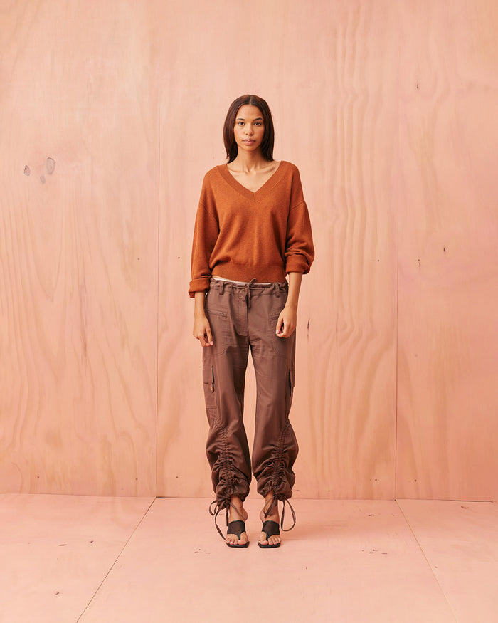 CYRUS V-NECK SWEATER RUST