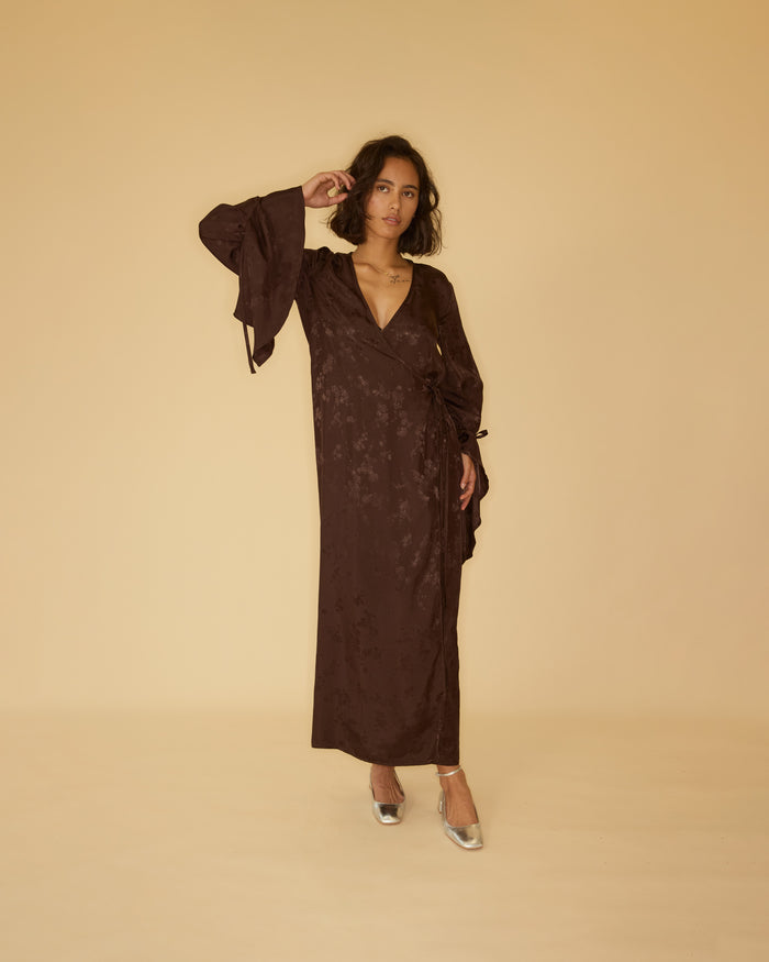 DAPHNE WRAP GOWN JAVA JACQUARD