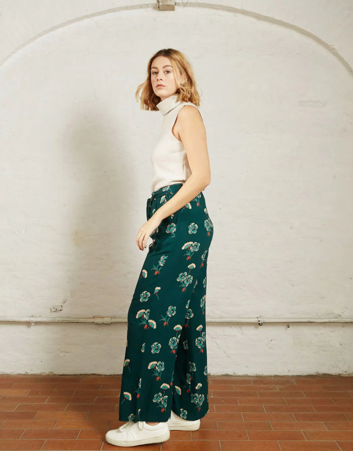 Emily Trousers Sewing Pattern, Atelier Jupe