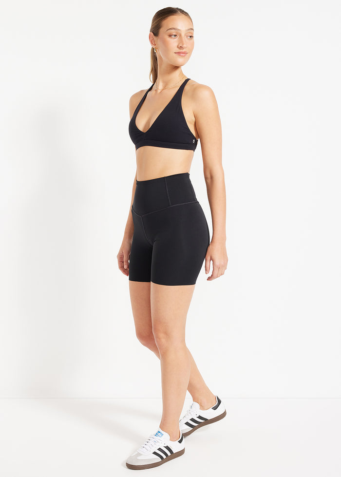Essential Pocket Short 14cm
