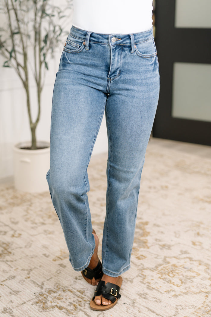 Judy Blue Mid Rise Tummy Control Vintage Straight Jeans