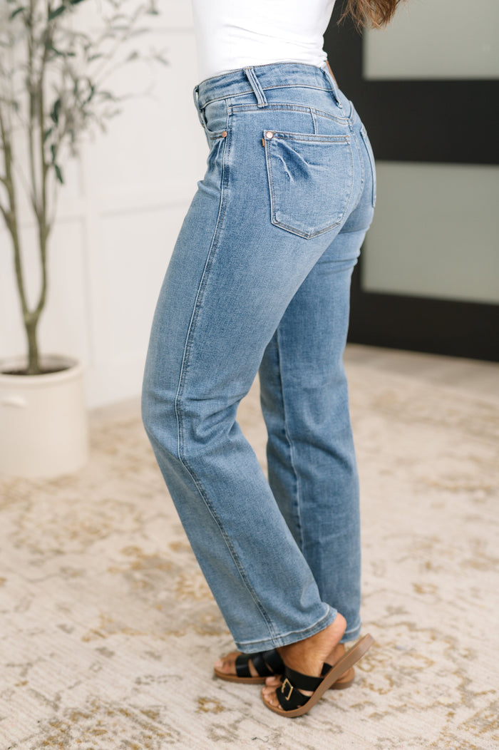 Judy Blue Mid Rise Tummy Control Vintage Straight Jeans
