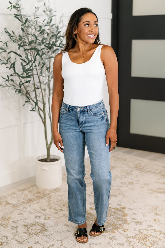 Judy Blue Mid Rise Tummy Control Vintage Straight Jeans