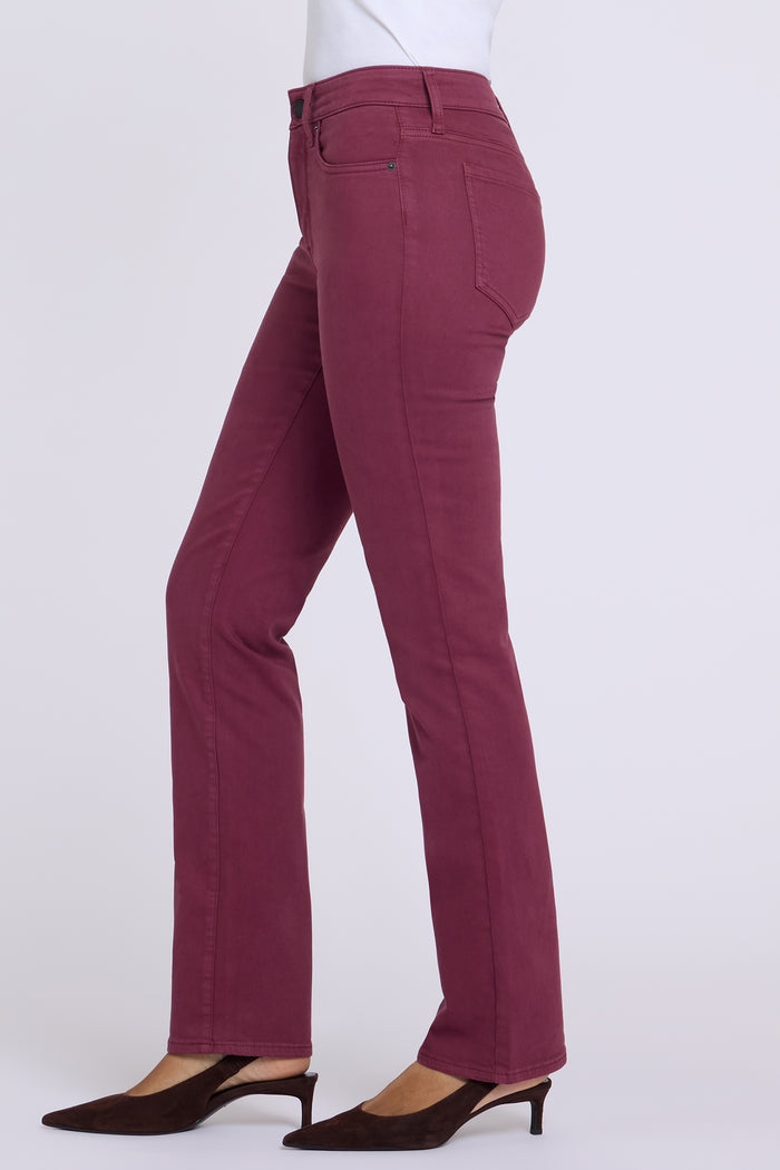 Marilyn Straight Jeans - True Burgundy