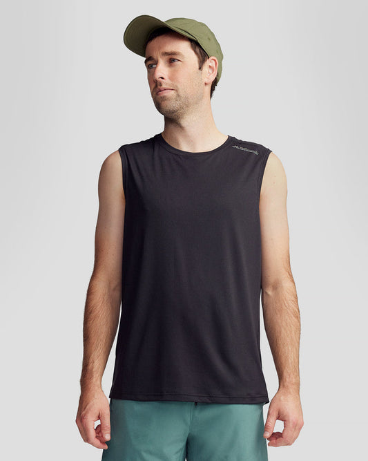 b1522_o4w_mens_seeker_tank_black_m_a_1300x1626_9e7e314_1756934277000