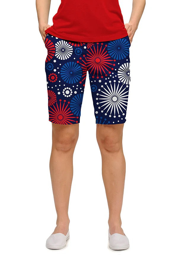 New Loudmouth Women's Bermuda Golf Shorts - Fireworks Size 4 MSP$78