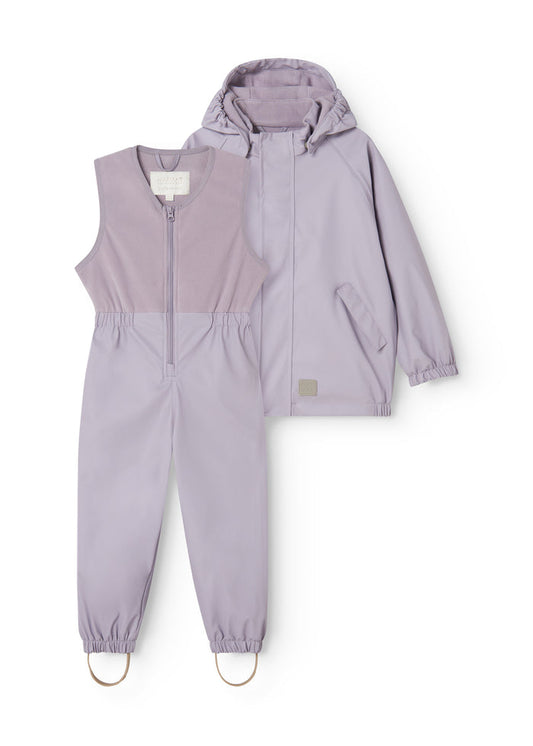 Lavender set: hooded jacket with zipper and pants with elastic at the ankles.