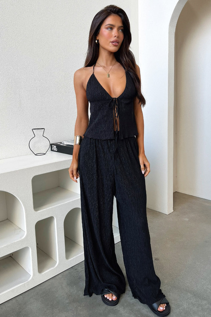 Prisha Wide Leg Plisse Pants - Black