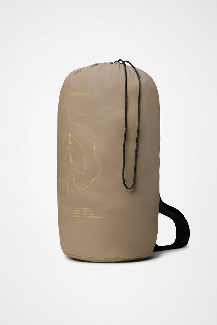RAINS Puffer Blanket Beige Picnic Blanket