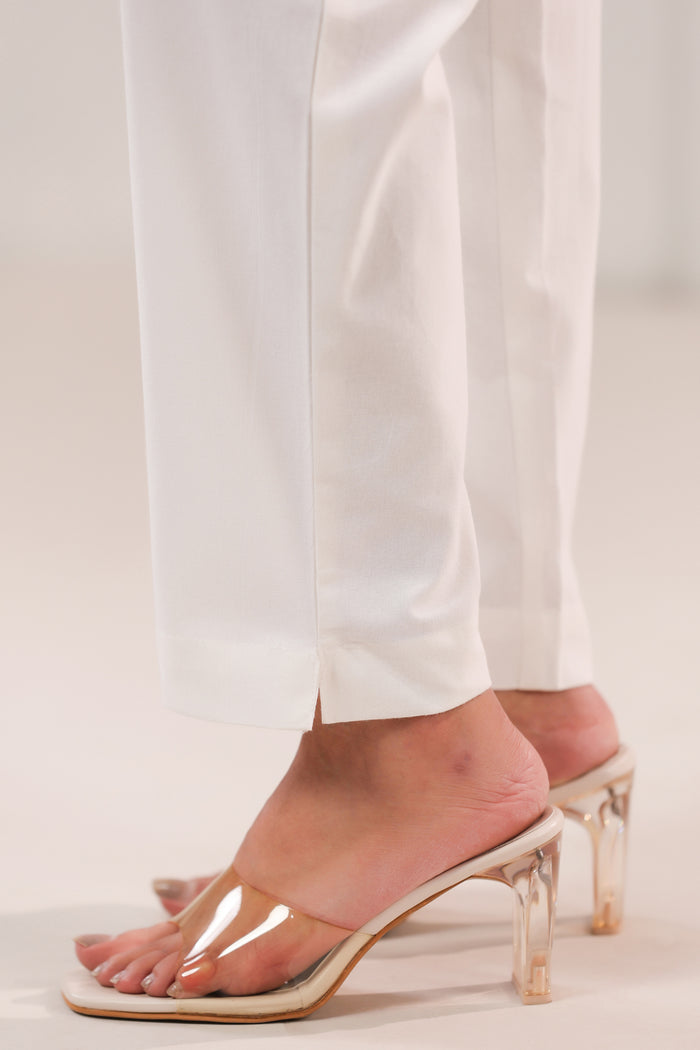 Solid White Straight Fit & Ankle Length Cotton Pants