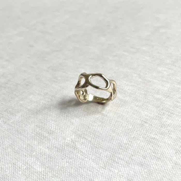 Species by the Thousands - Lattice Artisan Sterling Silver Ring - La Lovely Vintage