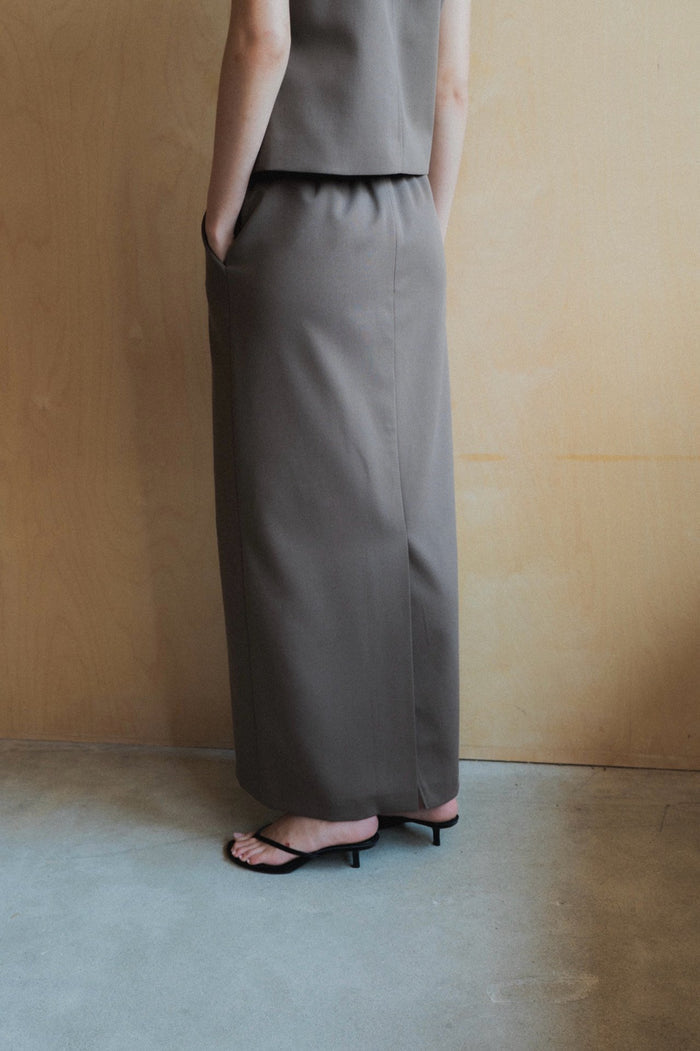 Stance Skirt
