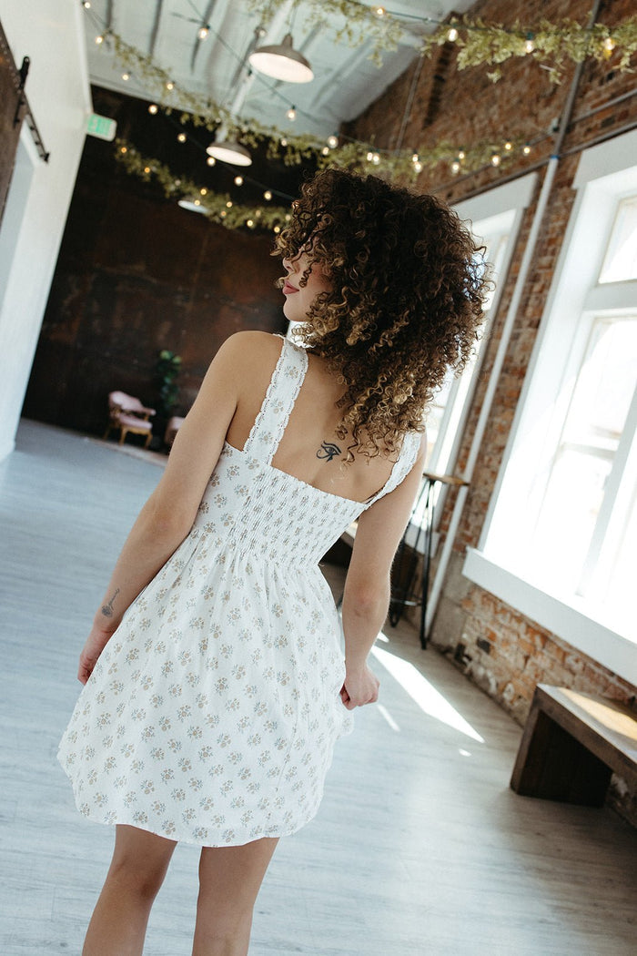 Still Dress