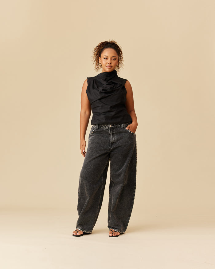 SUNFLOWER TOP BLACK