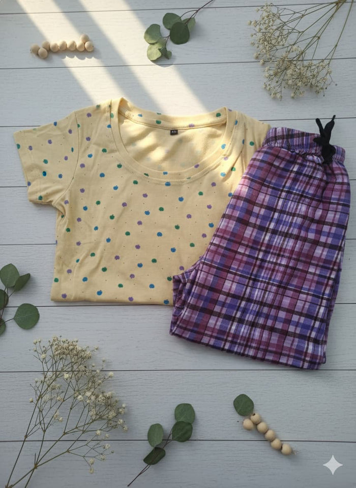 Irah Vastra women’s T-shirt and pant set — model front view