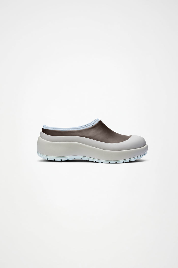 The Dry Clog W