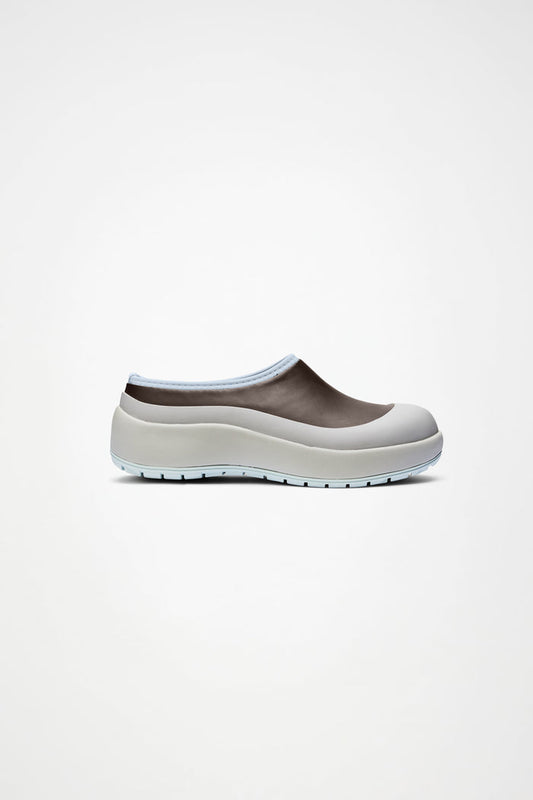 The Dry Clog W