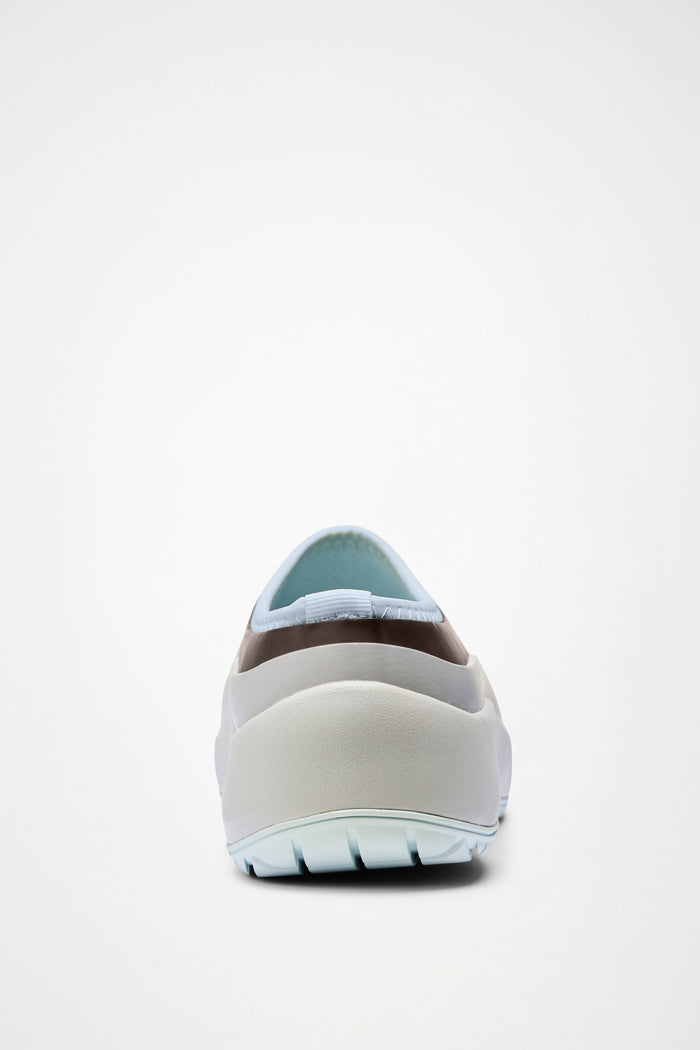 The Dry Clog W