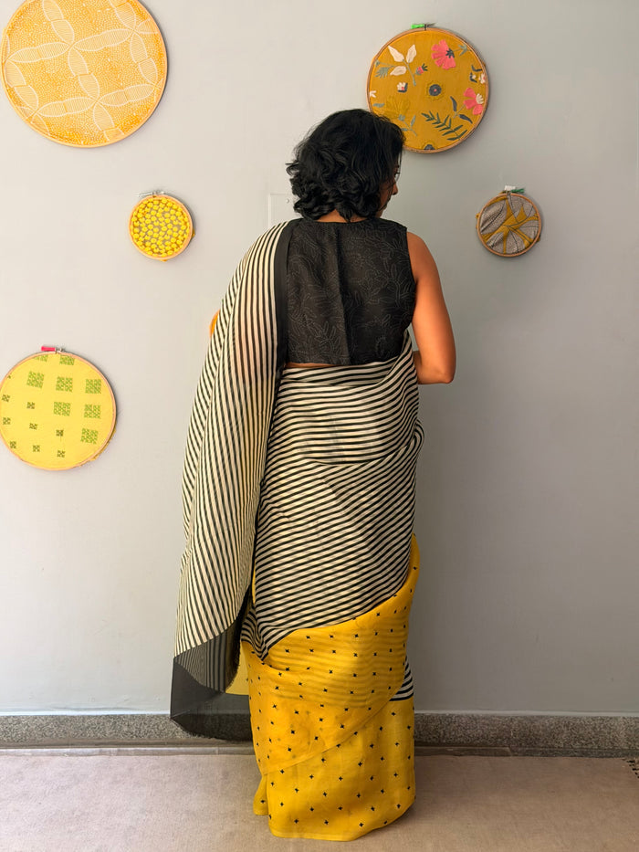 Tuhina Stripes Print Play Organza Saree - Yellow