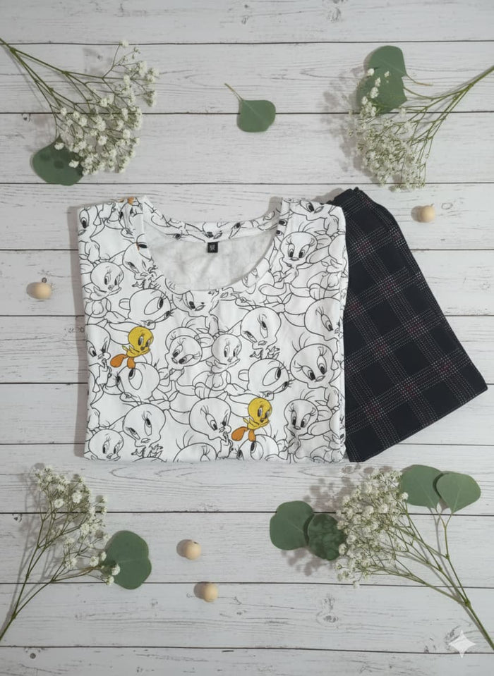 Irah Vastra women’s T-shirt and pant set — folded flatlay view