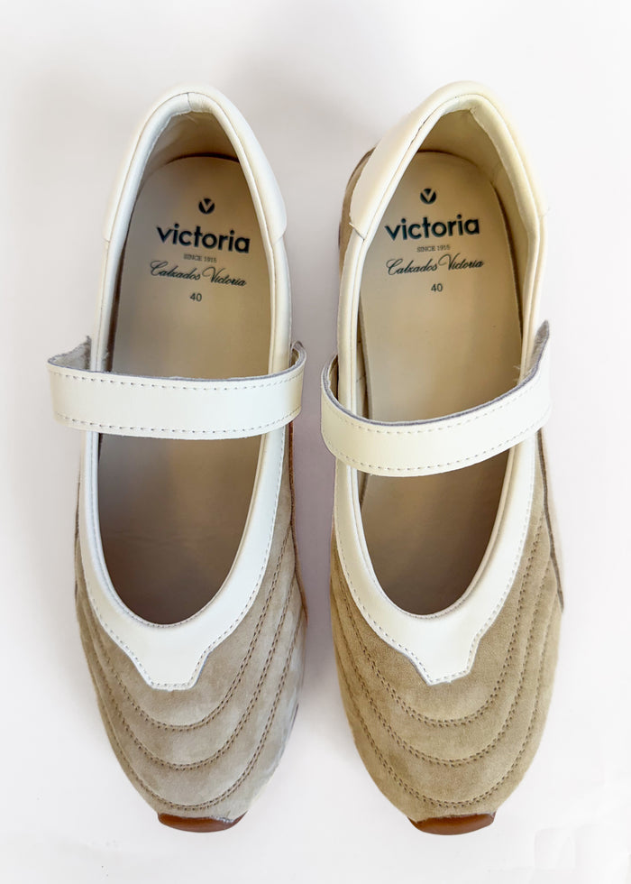 Victoria Aster Ballerina Flats