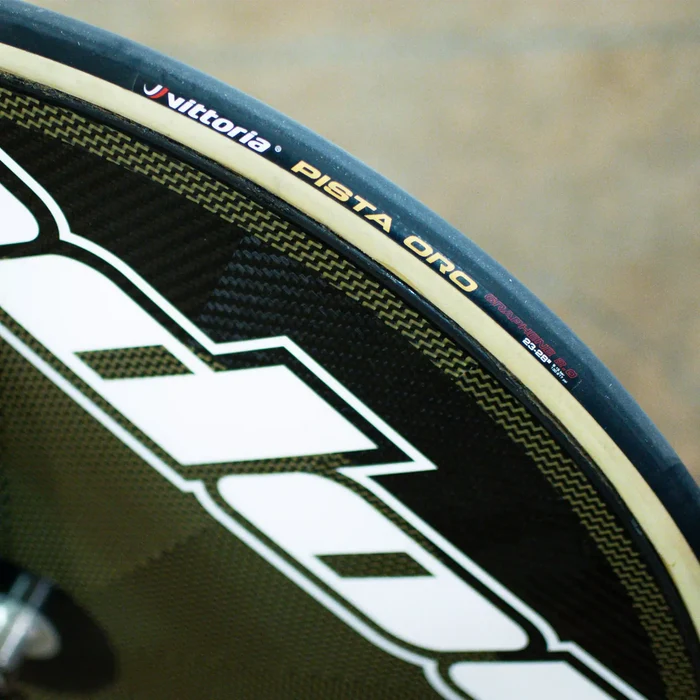 pista oro track tubular