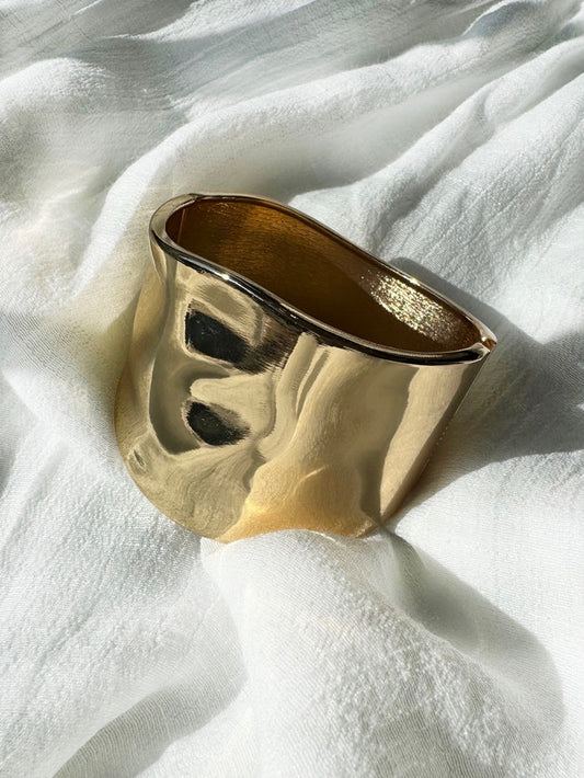 WAVY CUFF GOLD