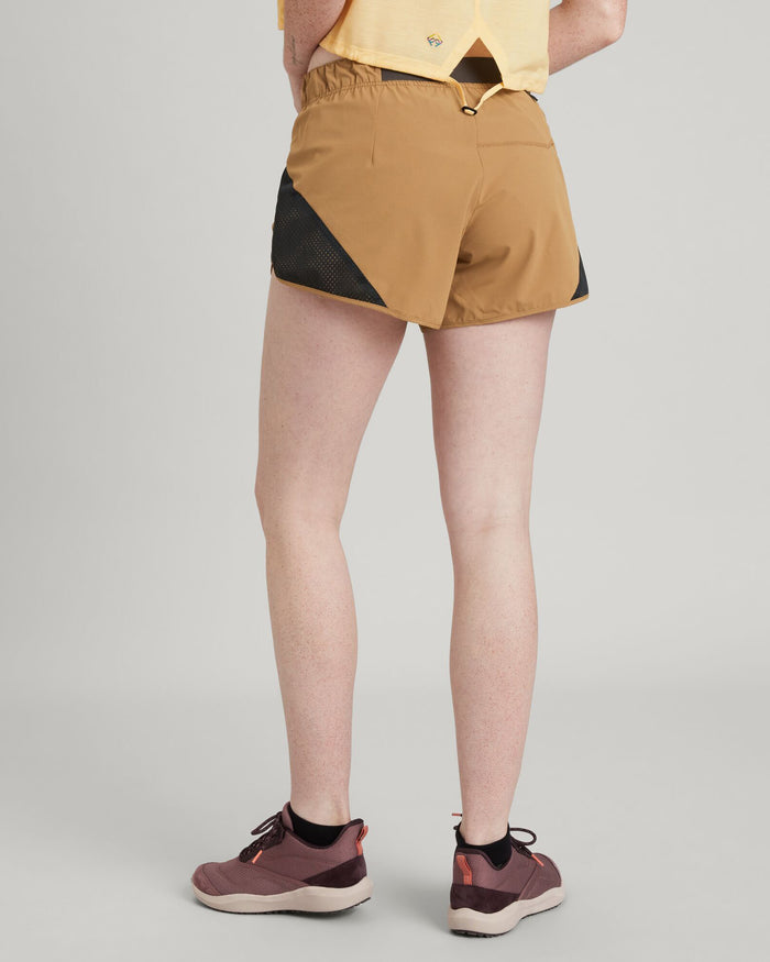 a1722_nza_wdn_energy_womens_4inch_shorts_c_1743634009000