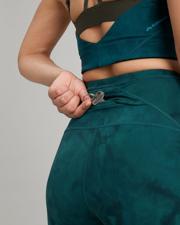 a1724_ofj_wdn_move_womens_6_inch_tight_shorts_green_blue_e_1743633967000