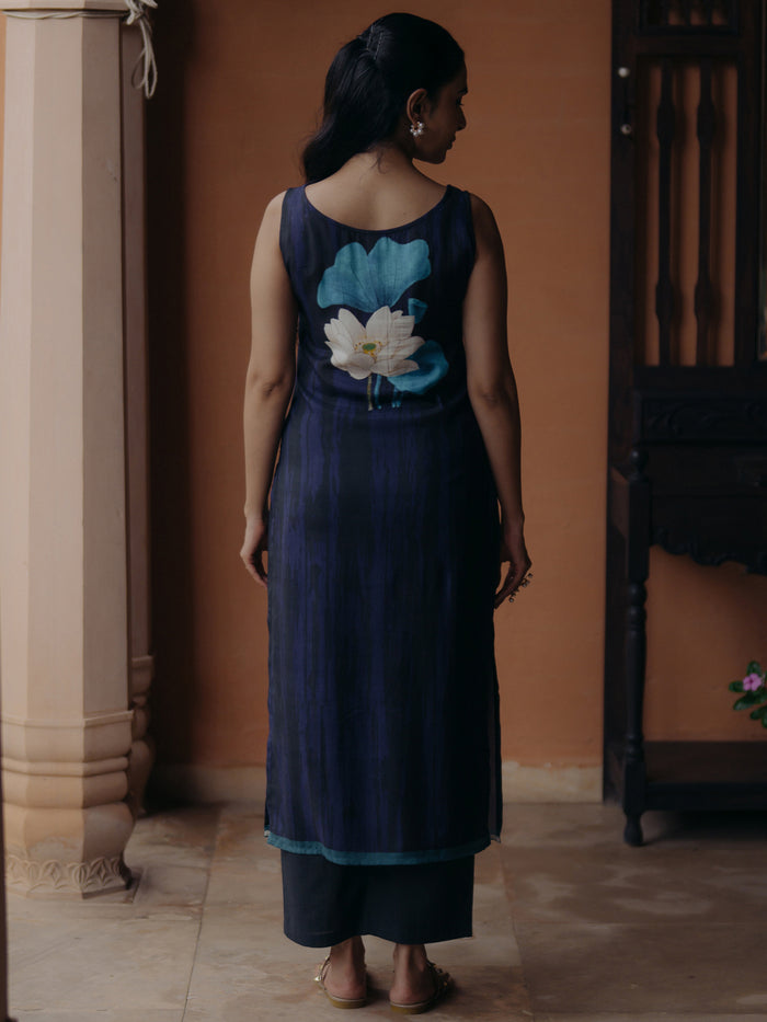 Women's Blue floral Sleeveless Kurta Set