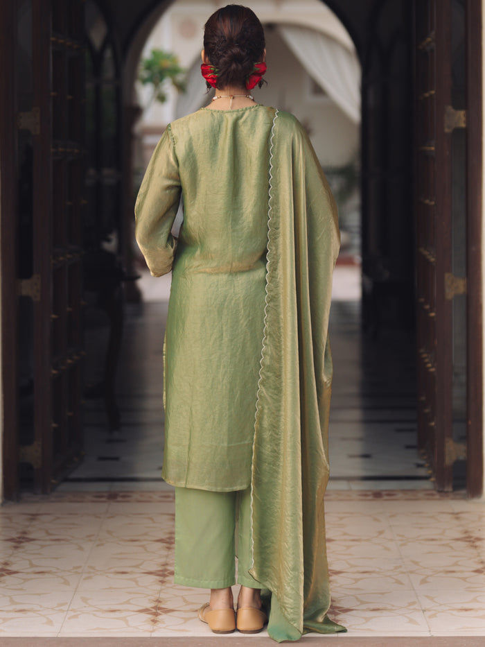Women's Embroidered Pakistani Style Kurta Set with Dupatta