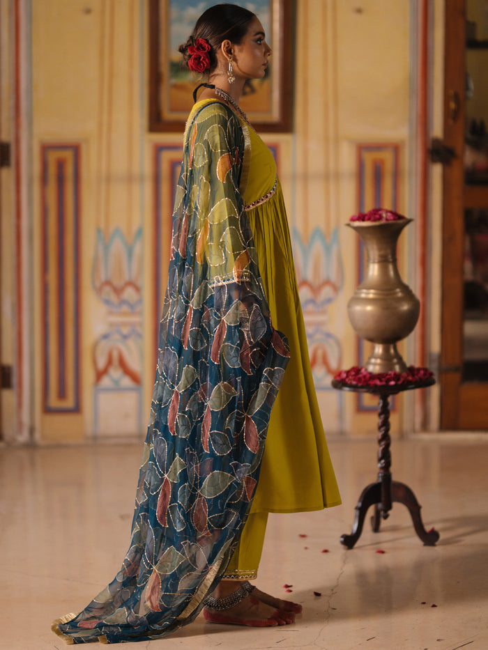 Women's Empire Waist Kurta Set with Floral Dupatta