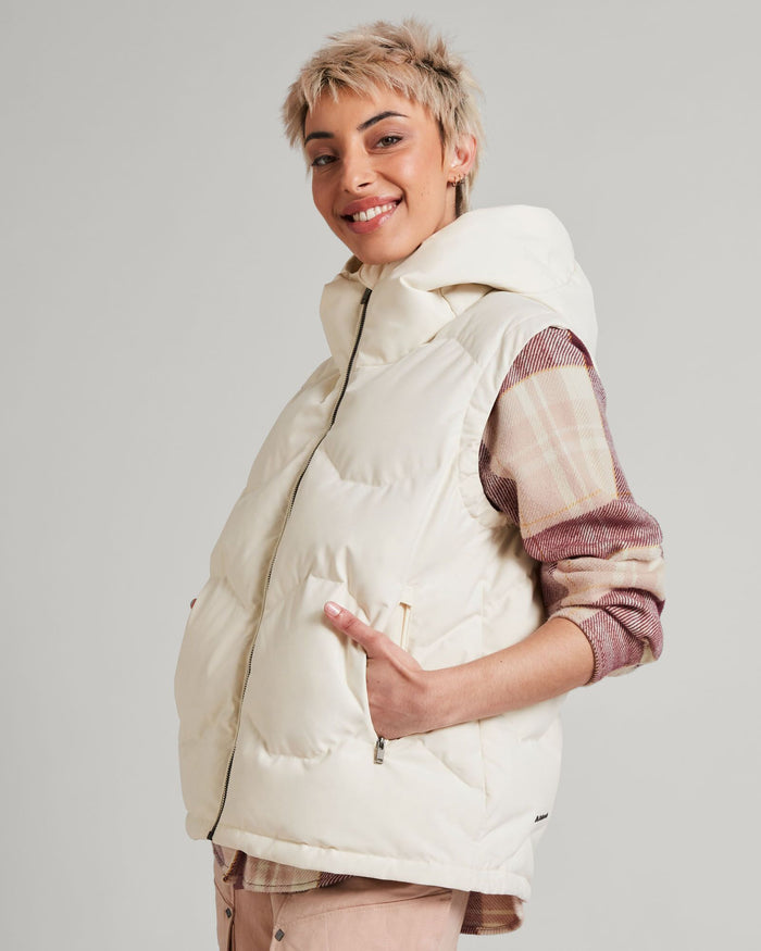 a1574_013_frisco_x_womens_hooded_down_vest_l_1743630091000