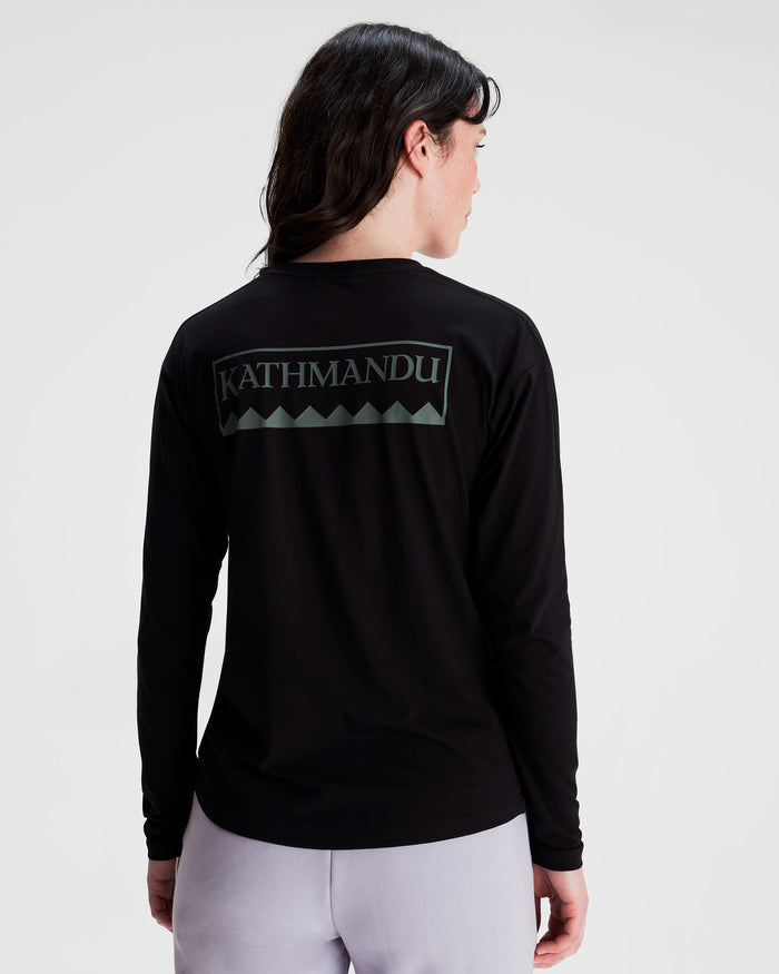 b1132_902_heritage_logo_womens_organic_cotton_long_sleeve_tee_c_1743731931000