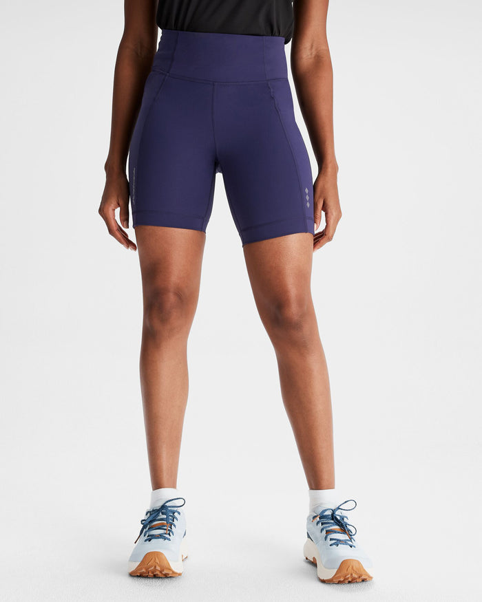 b0735_ofc_seeker_womens_7_inch_tight_shorts_a_1743632932000