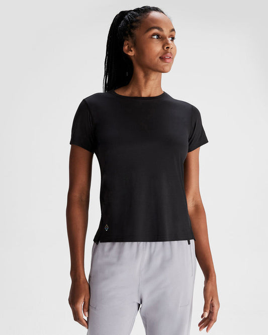b0732_o4w_seeker_womens_short_sleeve_tee_a_1743632947000