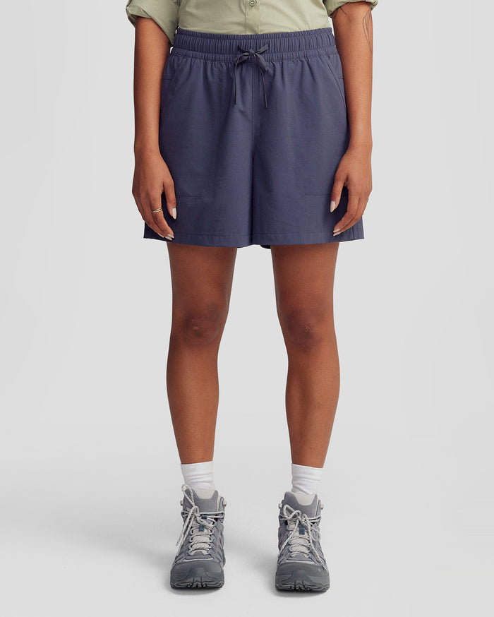 b1569_oji_womens_trailhead_5inch_shorts_blue_a_1281x1600_f272c1f_1756934212000